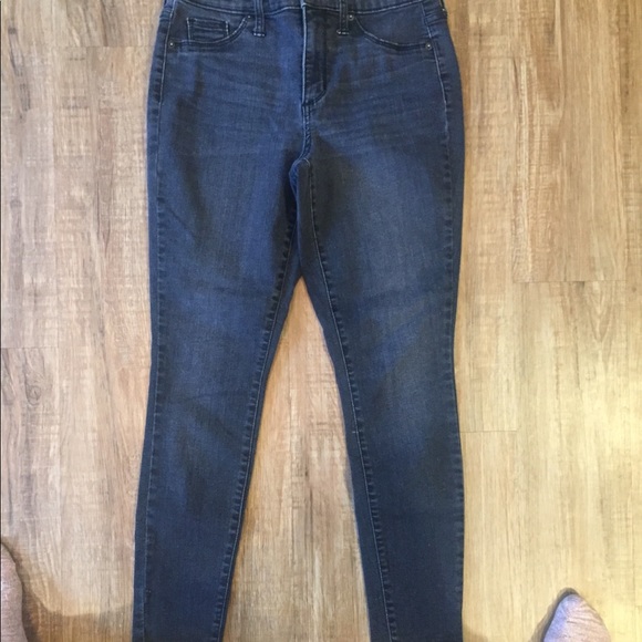 Black Skinny Jeans - Picture 3 of 5